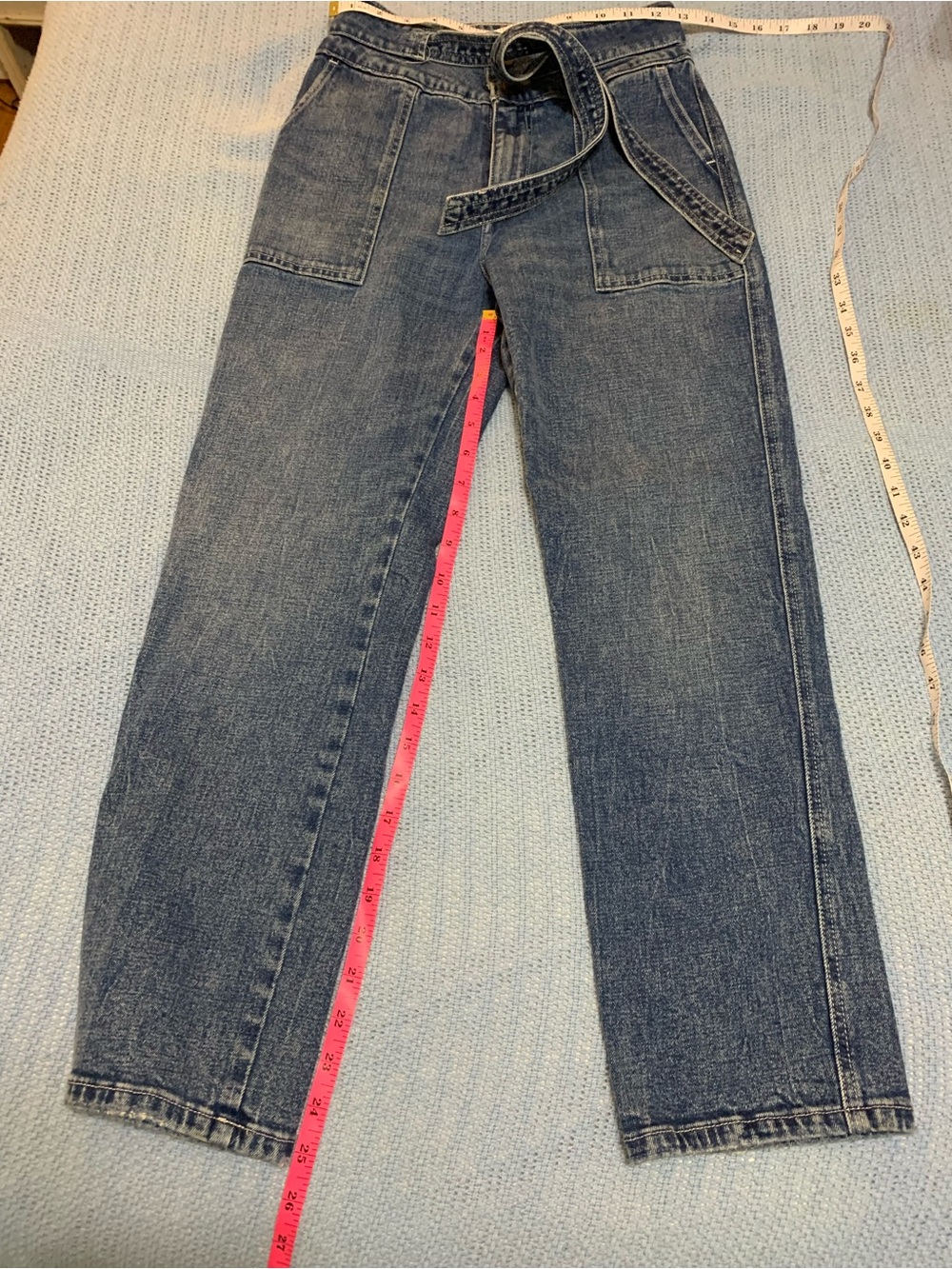 Abercrombie and Fitch size 4/27 High-Rise Straight Women's Jeans in Dark Indigo